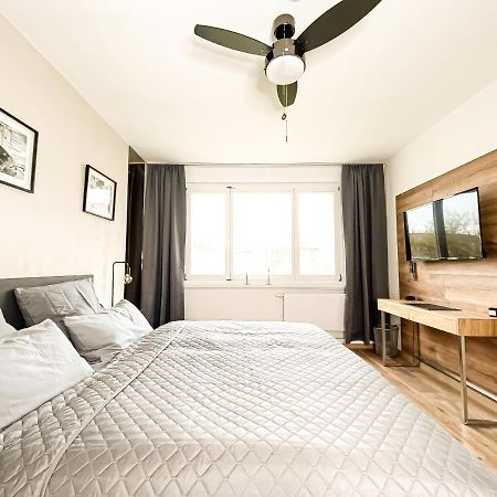 Modernes, Mediales Apartment, Naehe Der Neuen Leipziger Messe, Bis Vier Personen Exterior photo